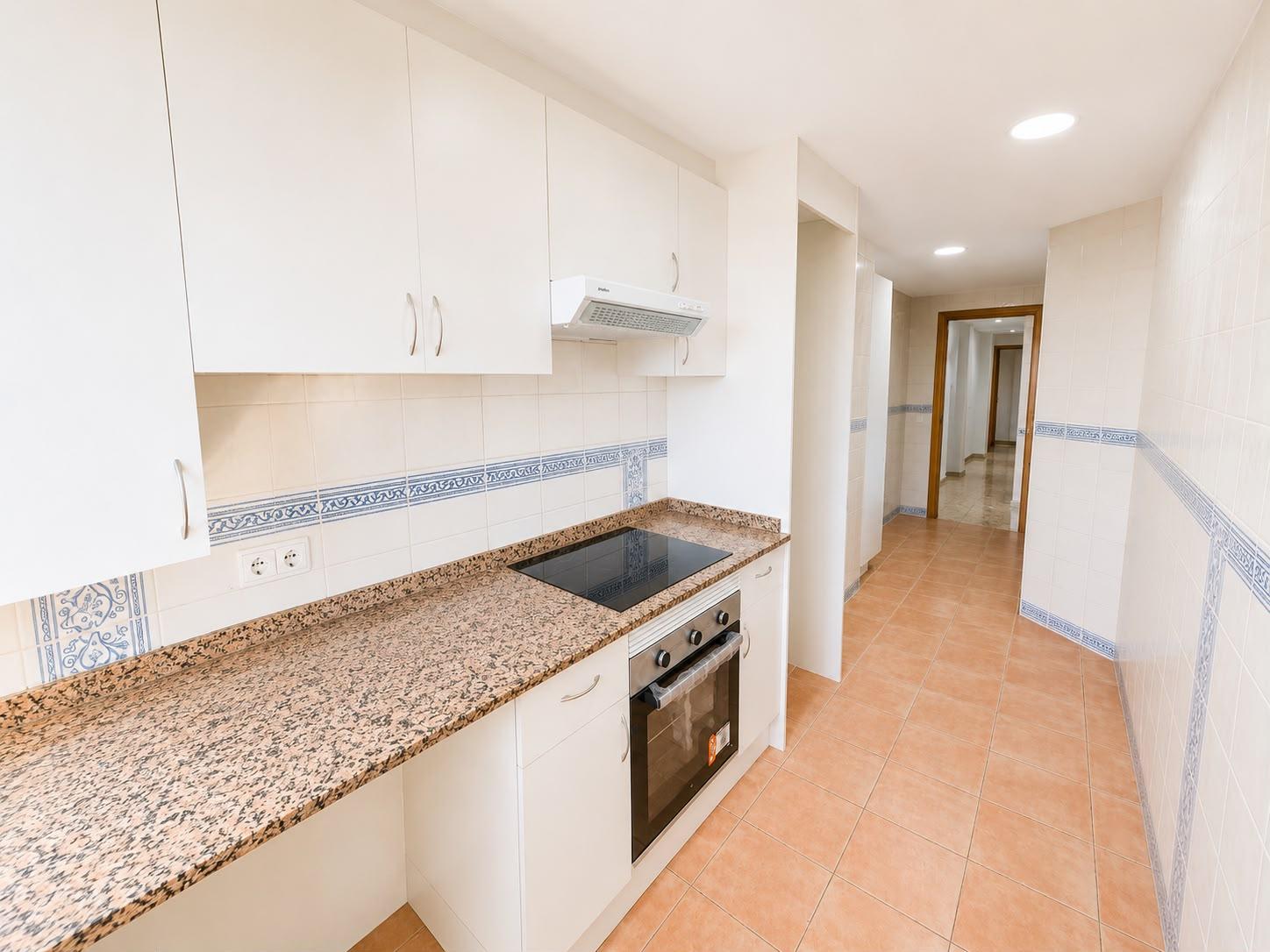 Imagen 10 Piso en venta en Valencia / Frente al Hospital Doctor Peset