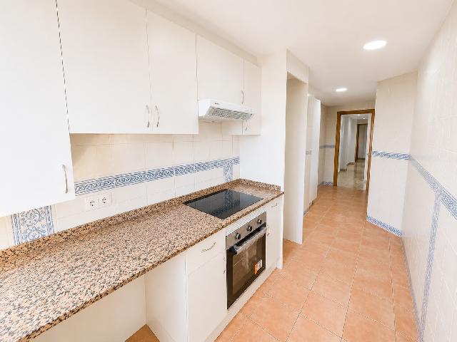 Imagen 10 Inmueble 304319 - Piso en venta en Valencia / Frente al Hospital Doctor Peset
