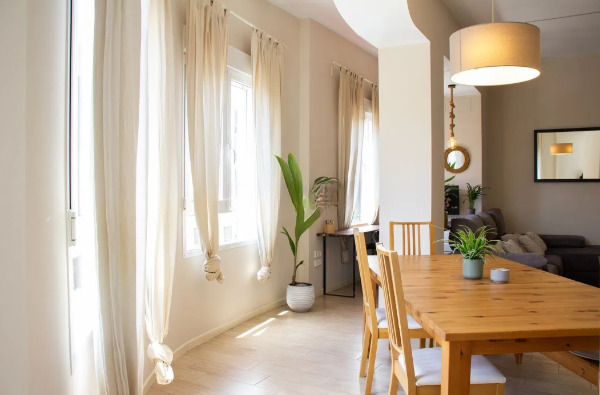 Imagen 3 Inmueble 304409 - Piso en venta en Valencia / Próxima a Plaza de España