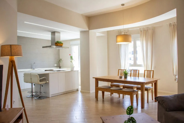 Imagen 1 Piso en venta en Valencia / Próxima a Plaza de España