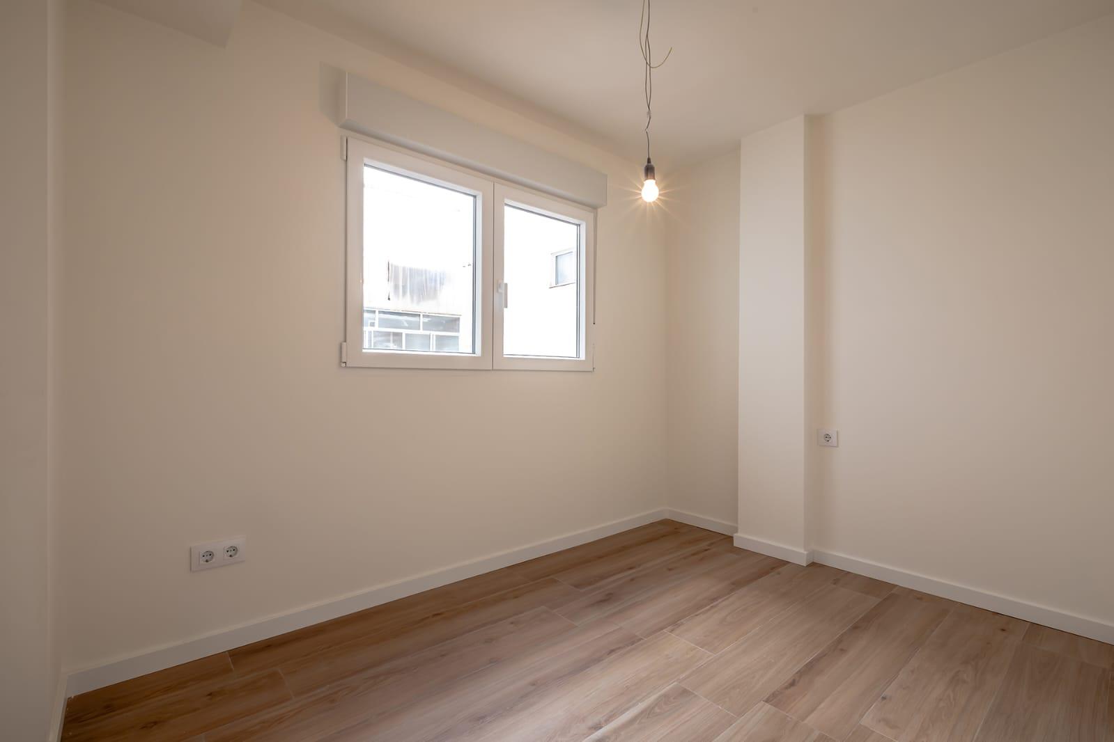 Imagen 8 Piso en venta en Valencia / Próximo al Polideportivo de San Isidro