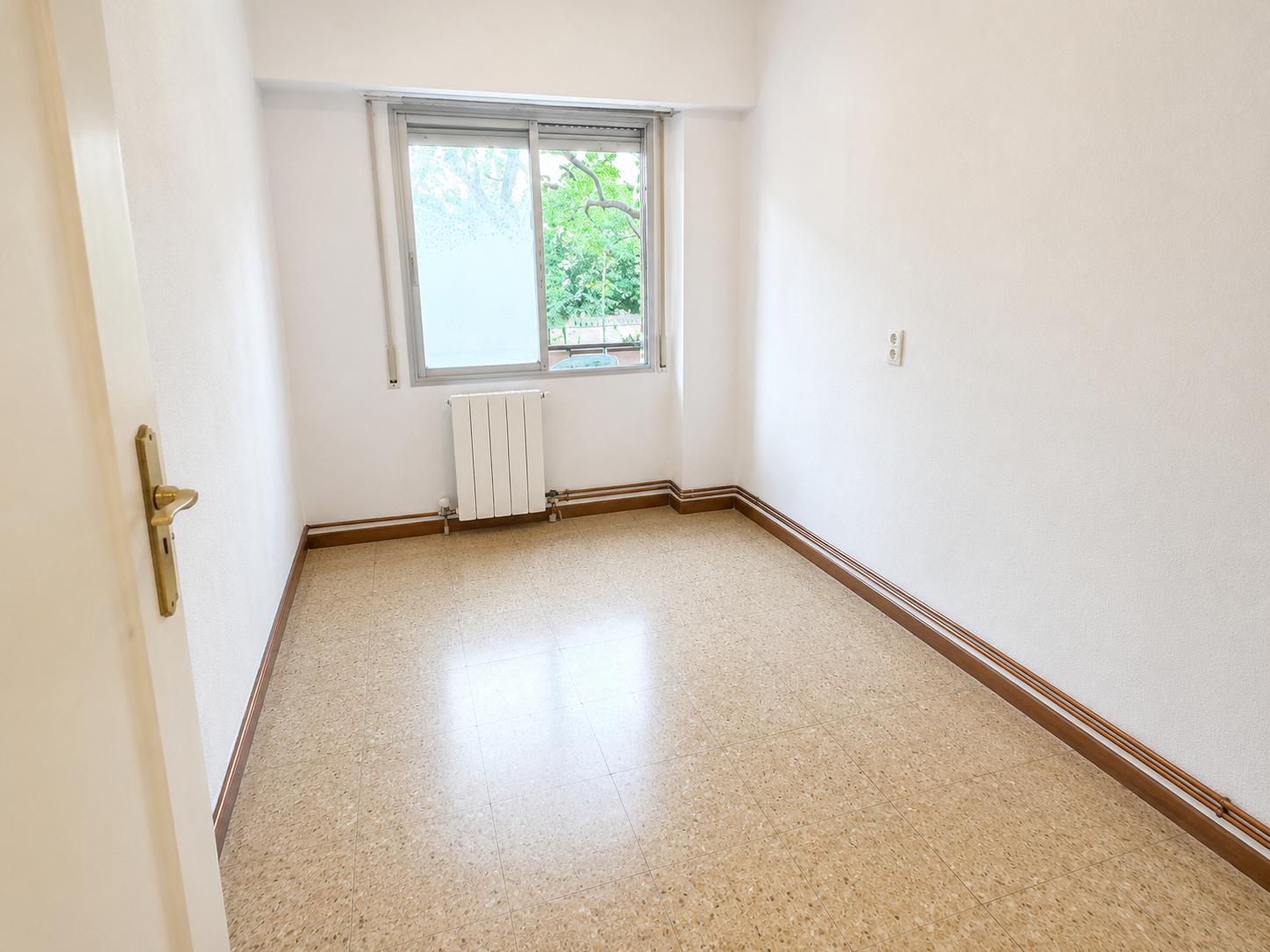 Imagen 14 Piso en venta en Valencia / Próxima al Parque de Marchalenes