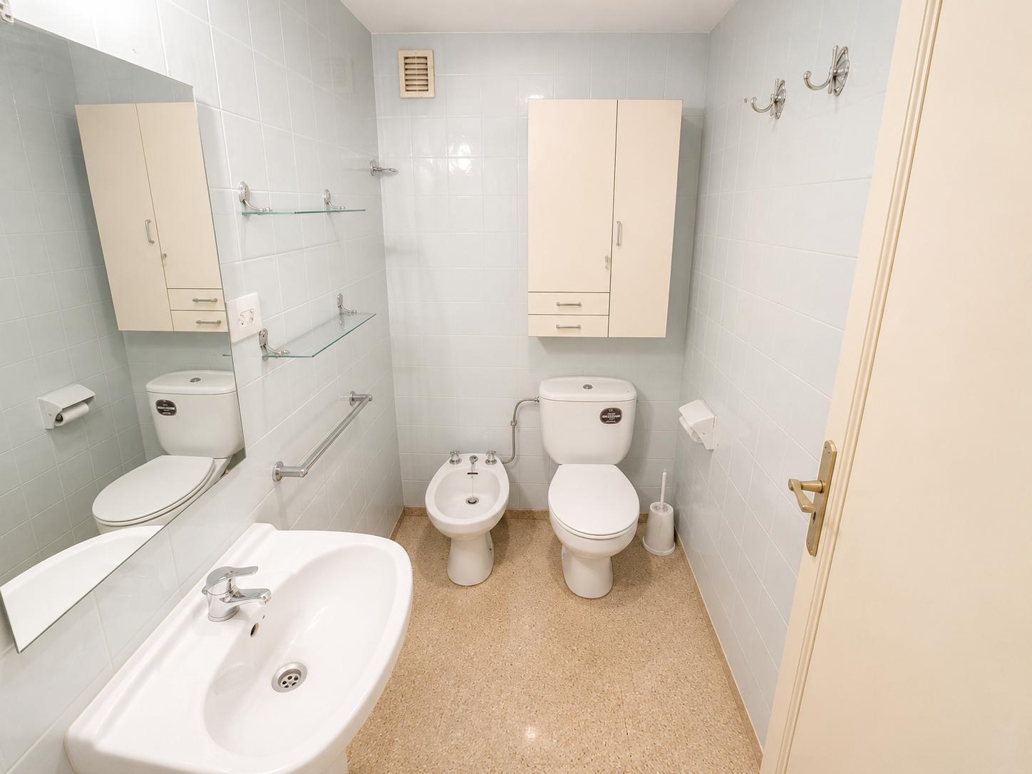 Imagen 6 Piso en venta en Valencia / Próxima al Parque de Marchalenes