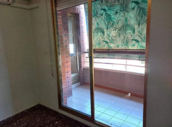 Imagen 17 Inmueble 304568 - Piso en venta en Valencia / Junto a la estación de metro Avda. del Cid