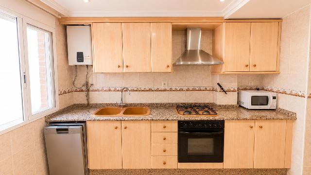 Imagen 2 Inmueble 304724 - Piso en venta en Valencia / A un paso de la Ciudad de las Artes y las Ciencias