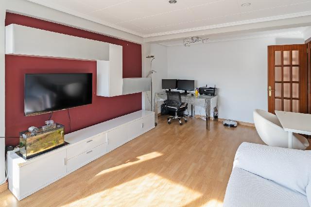 Imagen 8 Inmueble 304799 - Piso en venta en Valencia / Próxima al Parque de Benicalap