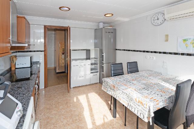 Imagen 11 Inmueble 304799 - Piso en venta en Valencia / Próxima al Parque de Benicalap