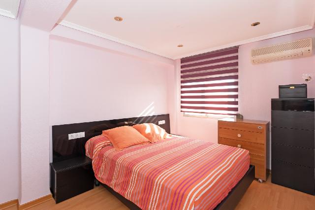 Imagen 3 Inmueble 304799 - Piso en venta en Valencia / Próxima al Parque de Benicalap