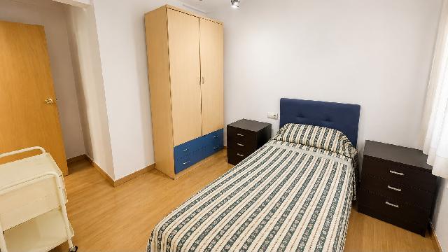 Imagen 6 Inmueble 304873 - Piso en venta en Valencia / Al lado del Hospital General 