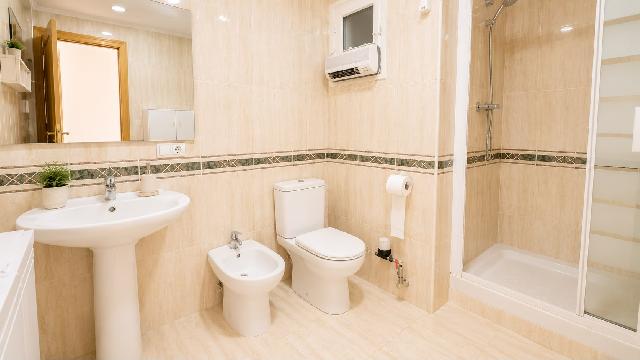 Imagen 20 Inmueble 304873 - Piso en venta en Valencia / Al lado del Hospital General 