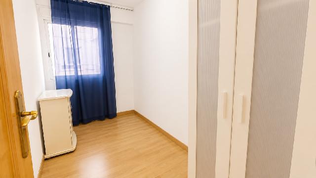 Imagen 9 Inmueble 304873 - Piso en venta en Valencia / Al lado del Hospital General 