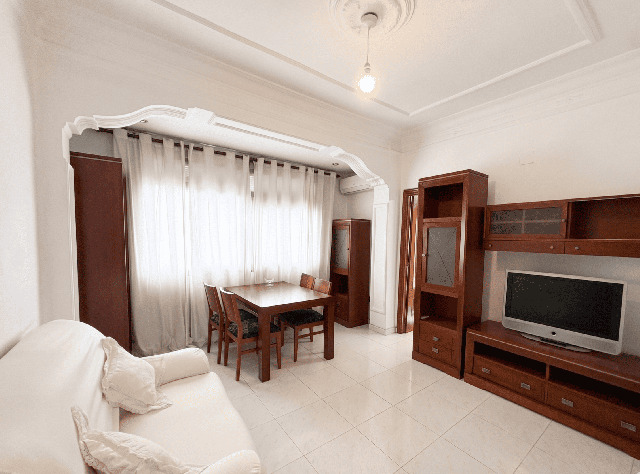 Imagen 1 Inmueble 305106 - Piso en venta en Valencia / Próxima a la Plaza Patraix