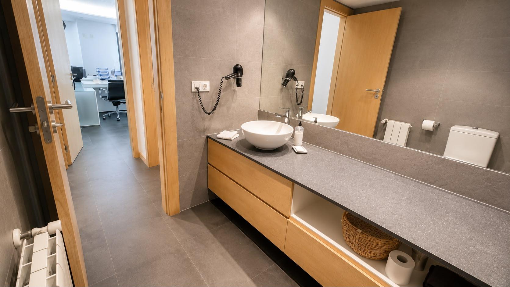 Imagen 19 Piso en venta en Valencia / Próxima al Centro Comercial Aqua