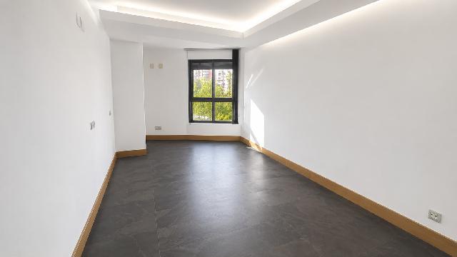 Imagen 21 Inmueble 305287 - Piso en venta en Valencia / Próxima al Centro Comercial Aqua