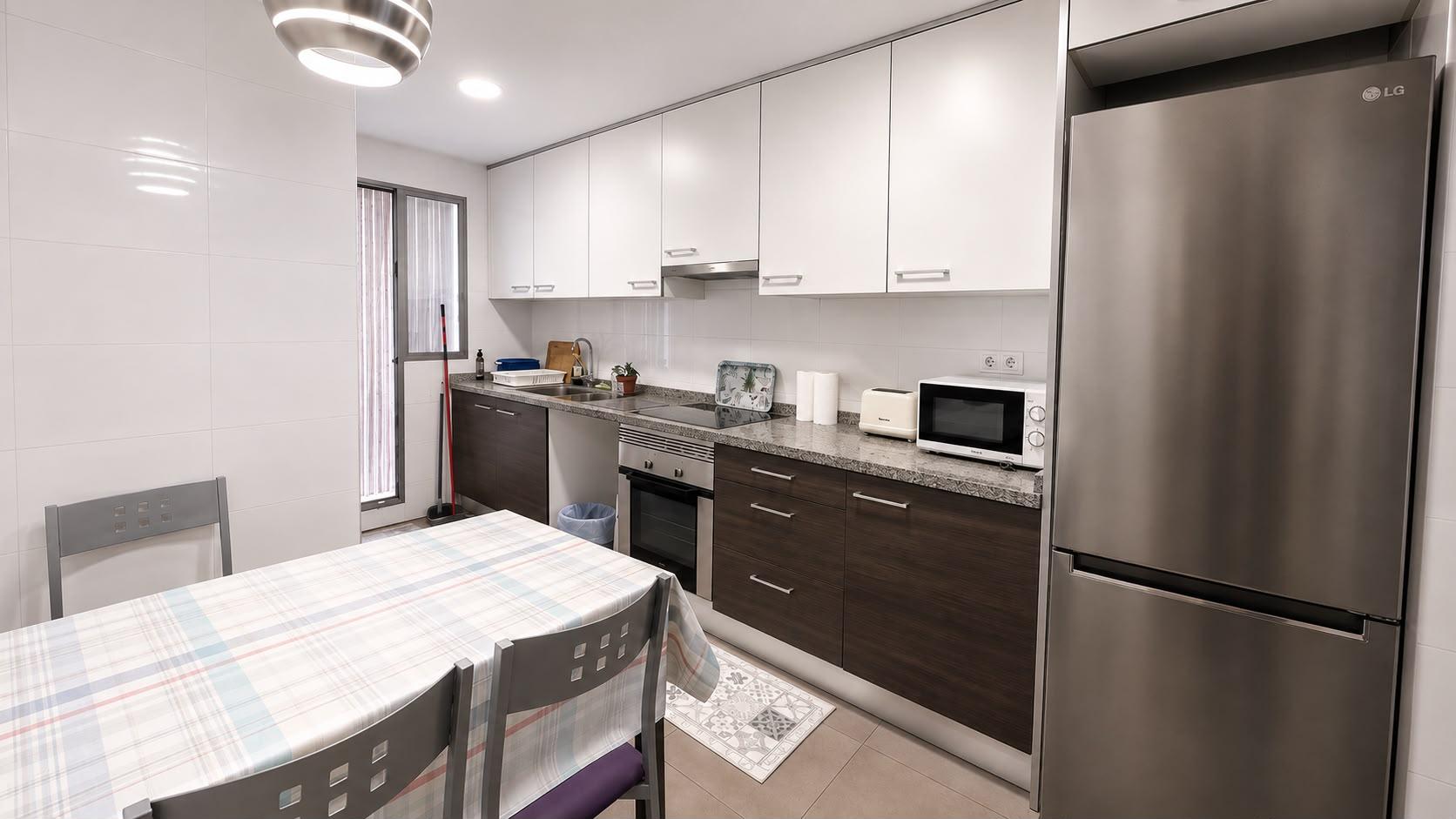 Imagen 2 Piso en venta en Valencia / Próxima al Roig Arena