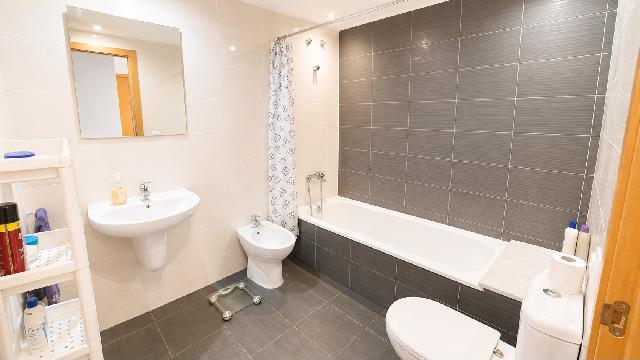 Imagen 3 Inmueble 305322 - Piso en venta en Valencia / Próxima al Roig Arena