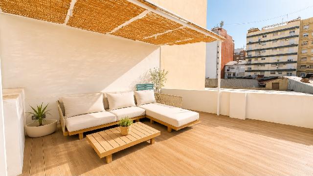 Imagen 3 Inmueble 305434 - Piso en venta en Valencia / Próxima al Mercado de Abastos