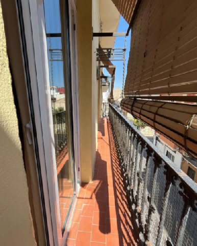 Imagen 17 Inmueble 305670 - Piso en venta en Valencia / Junto a  la parada de metro Grau-la Marina