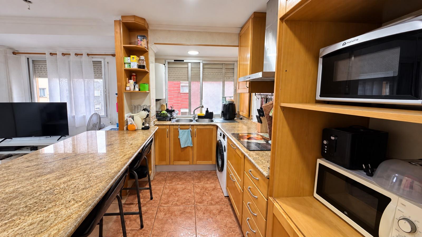 Imagen 3 Piso en venta en Valencia / Próxima al Centro Comercial Arena