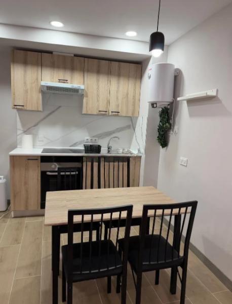 Imagen 2 Apartamento en venta en Valencia / Ubicación clave en el eje universitario norte