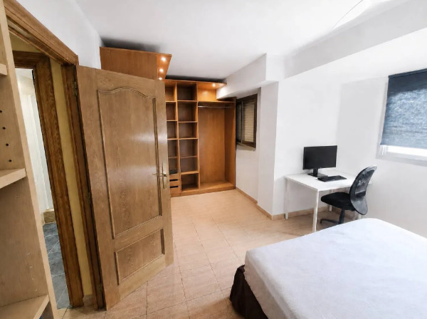 Imagen 15 Inmueble 305761 - Piso en venta en Valencia / Junto a Vara de Quart