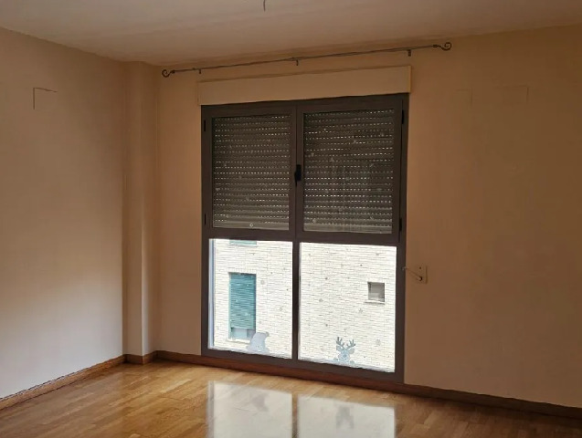 Imagen 2 Inmueble 305792 - Piso en venta en Valencia / Cercana al Instituto José Ballester
