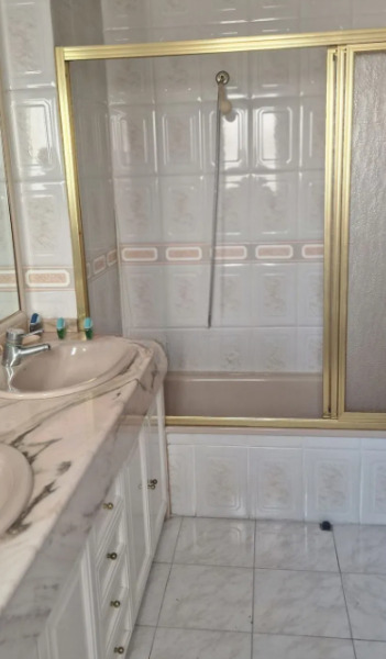 Imagen 4 Piso en venta en Valencia / Junto a Avda. Hermanos Machado