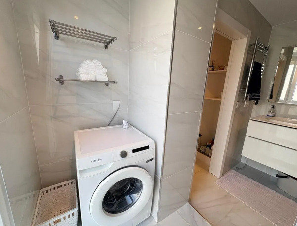 Imagen 12 Piso en venta en Valencia / En el histórico barrio de Quatre Carreres