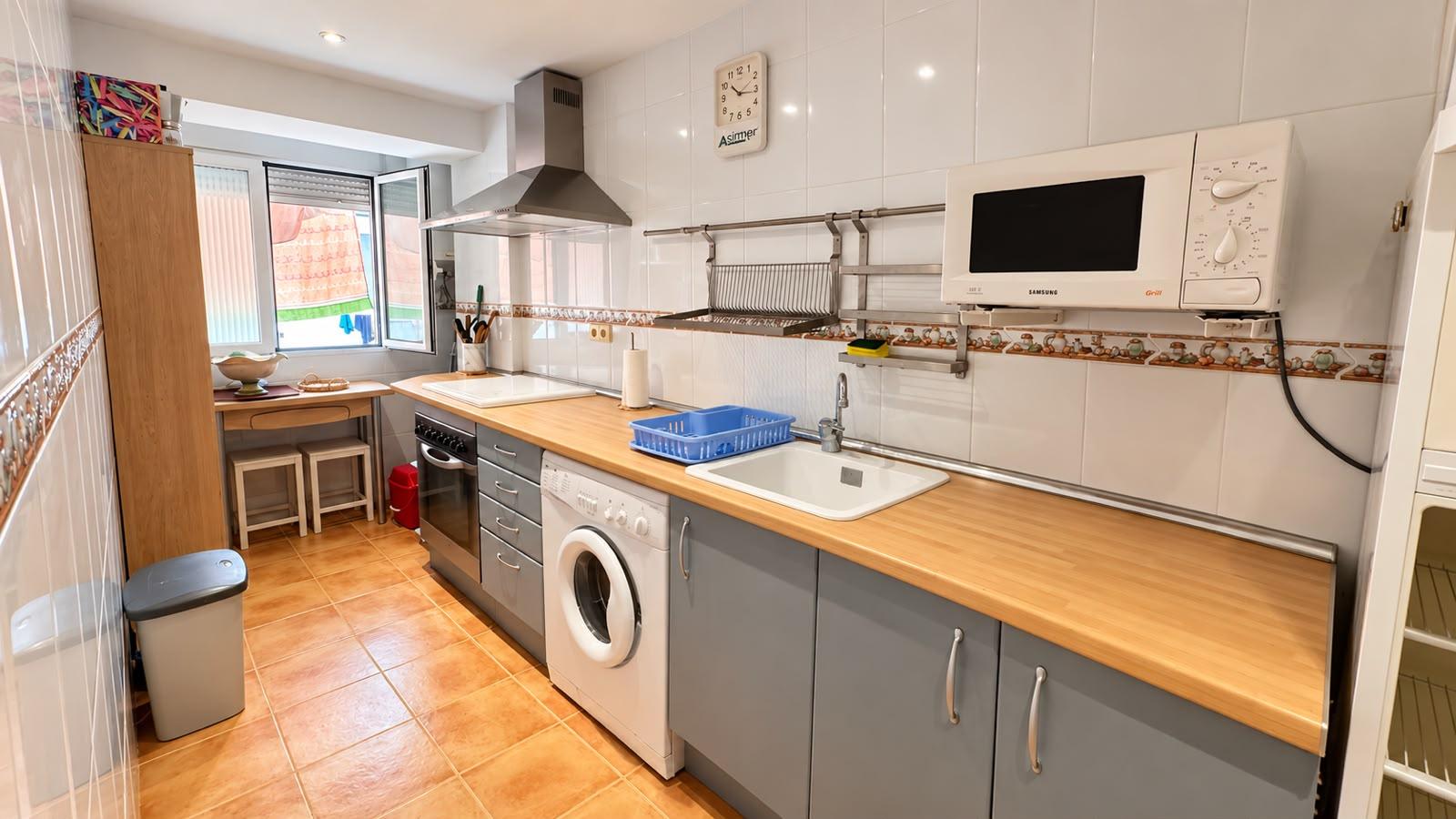 Imagen 3 Piso en venta en Valencia / Próxima al Parque Marchalenes