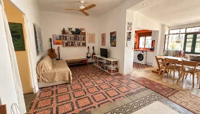 Imagen 1 Inmueble 306606 - Piso en venta en Valencia / Próxima al Mercado Municipal de Cabañal