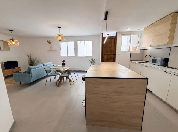 Imagen 1 Inmueble 306672 - Piso en venta en Valencia / Próxima a Ciudad de las Artes y las Ciencias