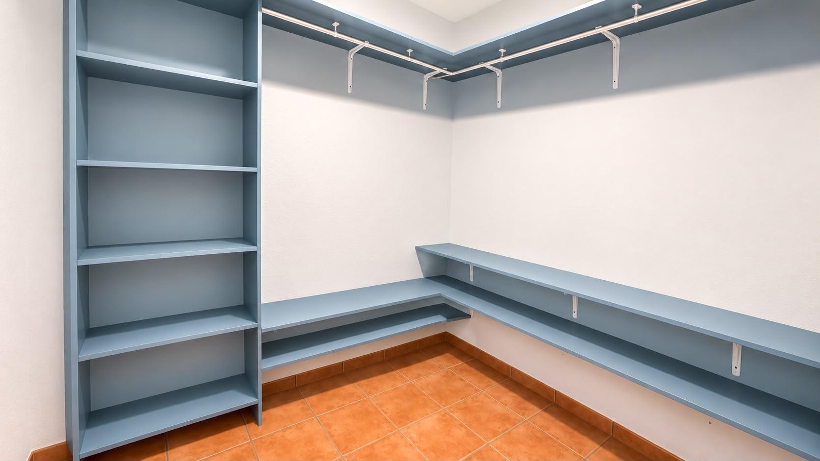 Imagen 3 Piso en venta en Valencia / Próxima a la Plaza Salvador Allende 