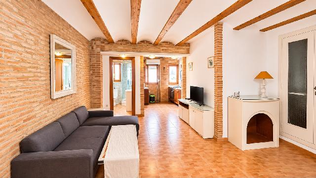 Imagen 2 Inmueble 306883 - Piso en venta en Valencia / En pleno Ruzafa