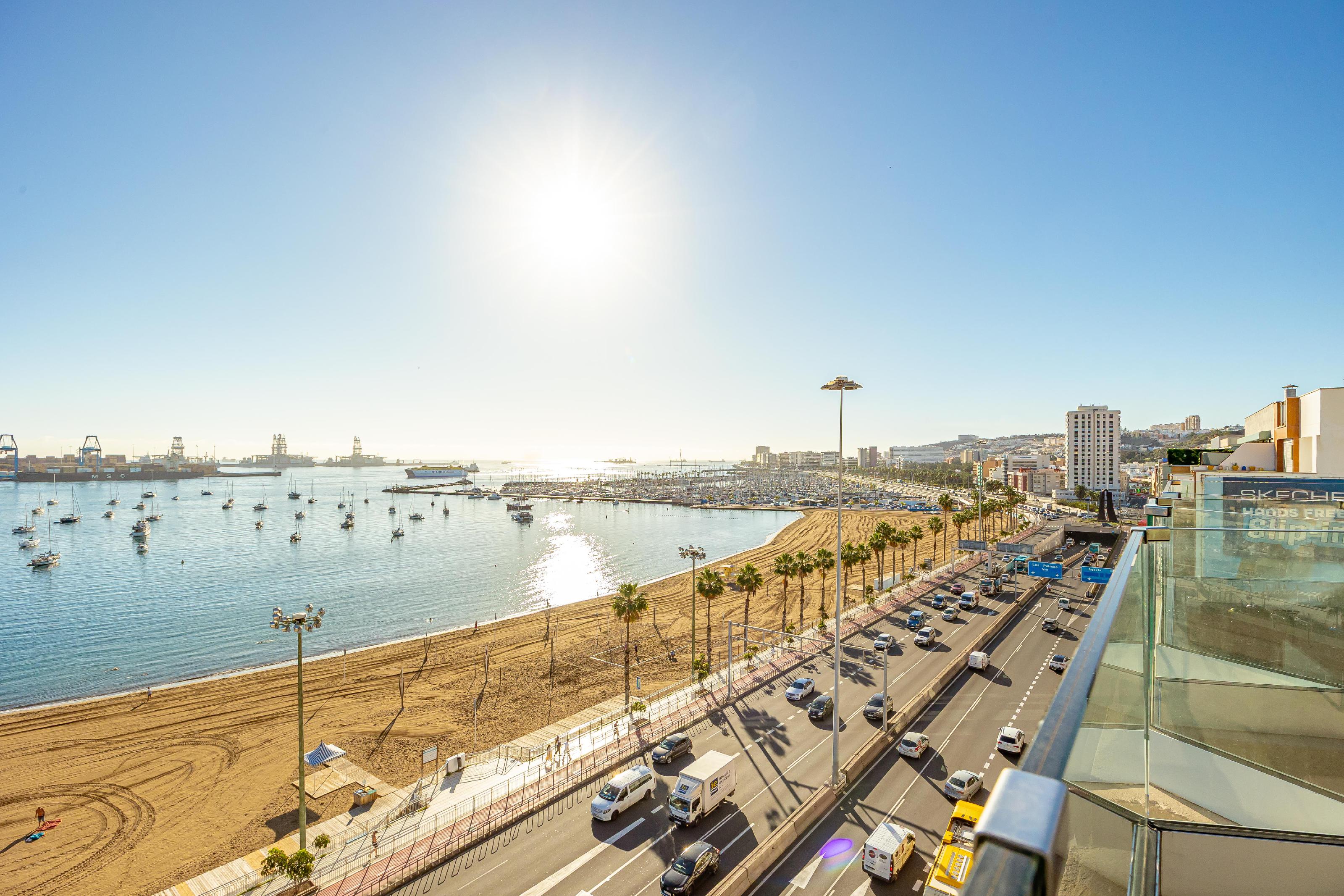 Imagen 13 Piso en venta en Palmas De Gran Canaria Las / Playa de Las Alcaravaneras
