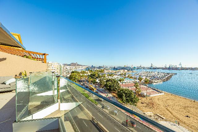 Imagen 1 Inmueble 299711 - Piso en venta en Palmas De Gran Canaria (Las) / Playa de Las Alcaravaneras
