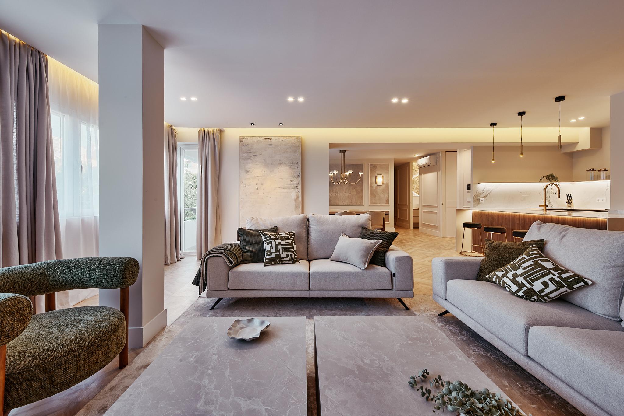 Imagen 1 Piso en venta en Madrid / Esquina con Juan Bravo.