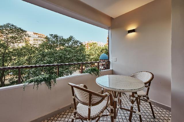 Imagen 4 Inmueble 290283 - Piso en venta en Madrid / Esquina con Juan Bravo.