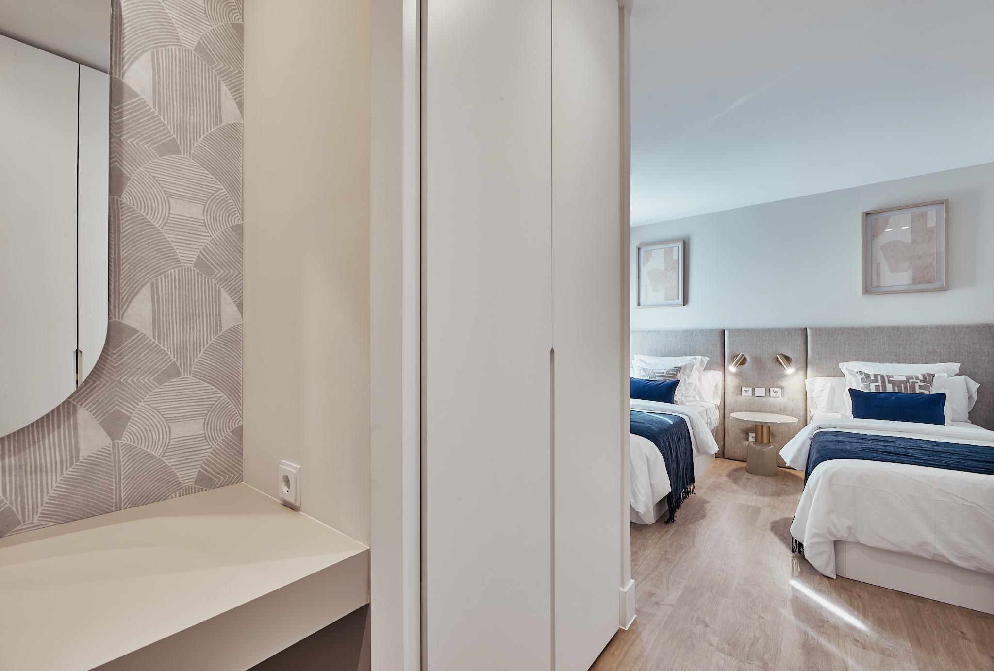 Imagen 32 Piso en venta en Madrid / Esquina con General Pardiñas.