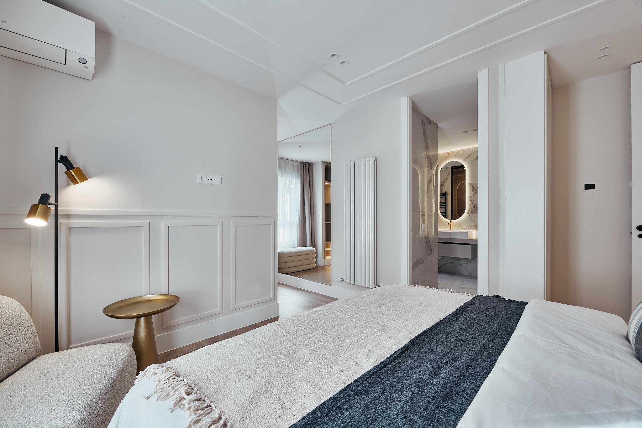 Imagen 15 Piso en venta en Madrid / Esquina con General Pardiñas.