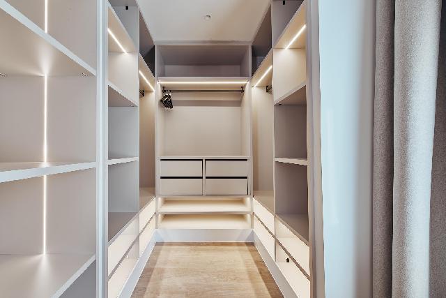 Imagen 18 Inmueble 290284 - Piso en venta en Madrid / Esquina con General Pardiñas.