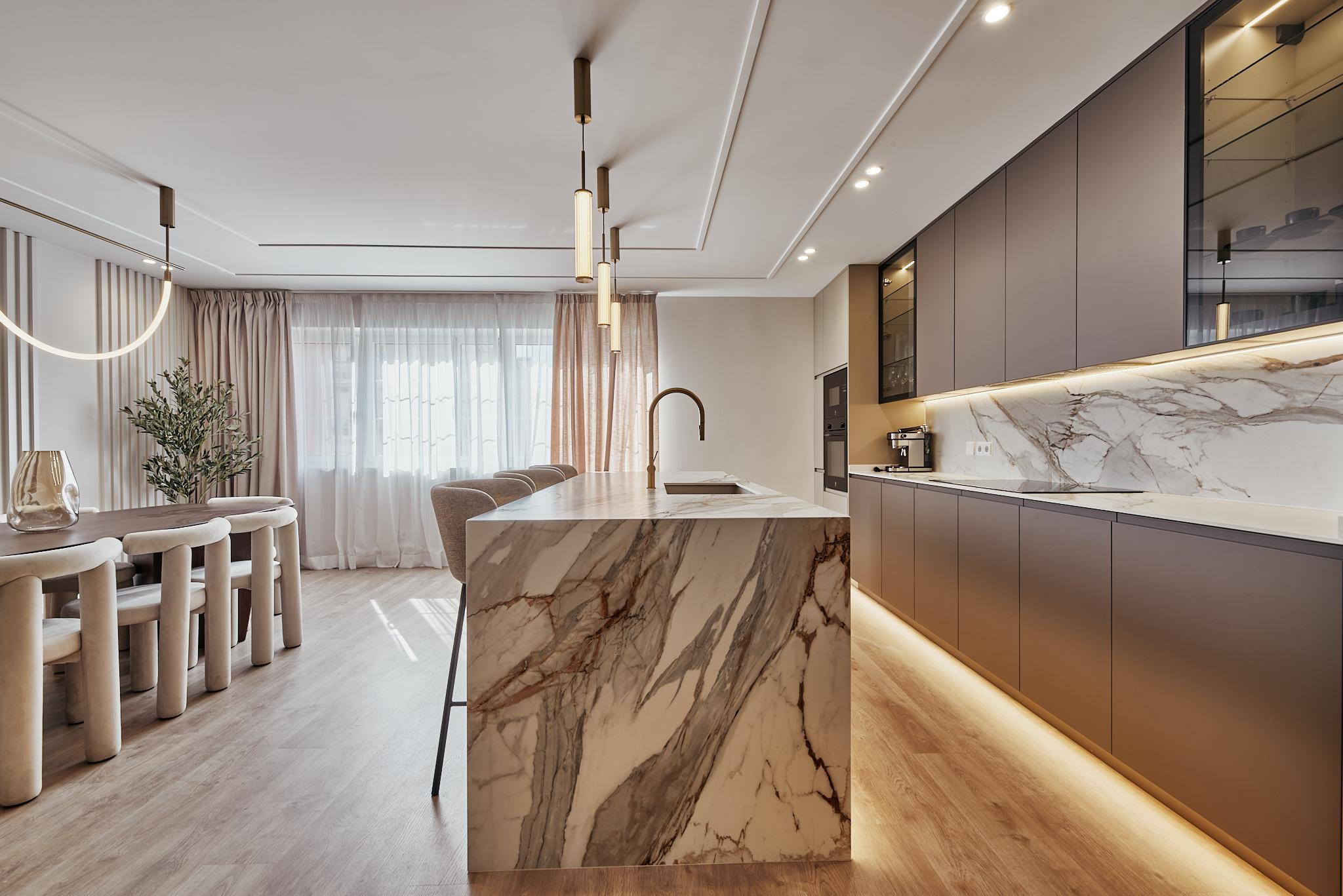 Imagen 9 Piso en venta en Madrid / Esquina con General Pardiñas.