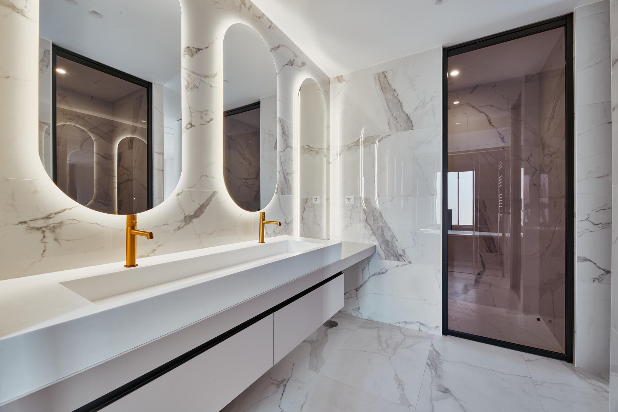 Imagen 21 Piso en venta en Madrid / Esquina con General Pardiñas.