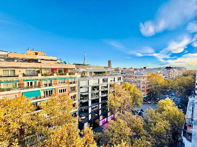Imagen 4 Inmueble 298890 - Ático en venta en Madrid / Ático en Velázquez. Gan terraza, vistas y garaje.