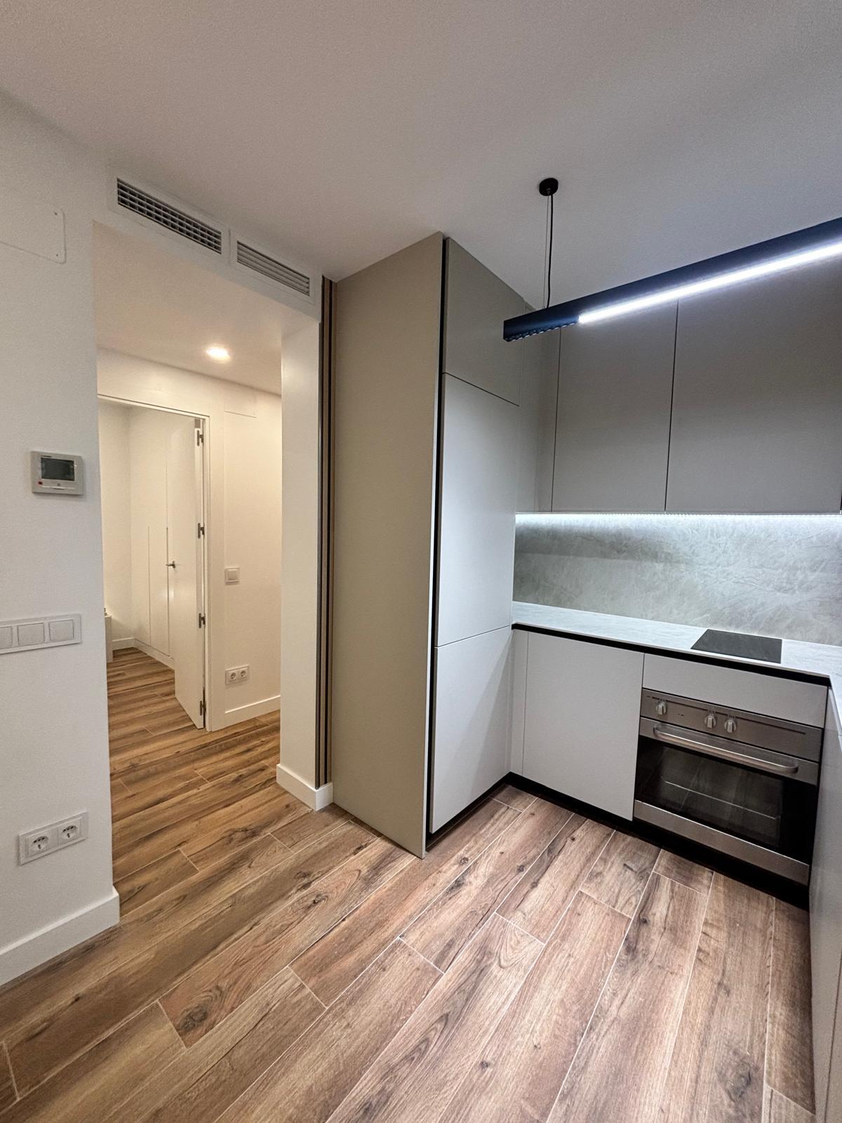 Imagen 3 Piso en venta en Madrid / Junto a la Calle Príncipe de Vergara.