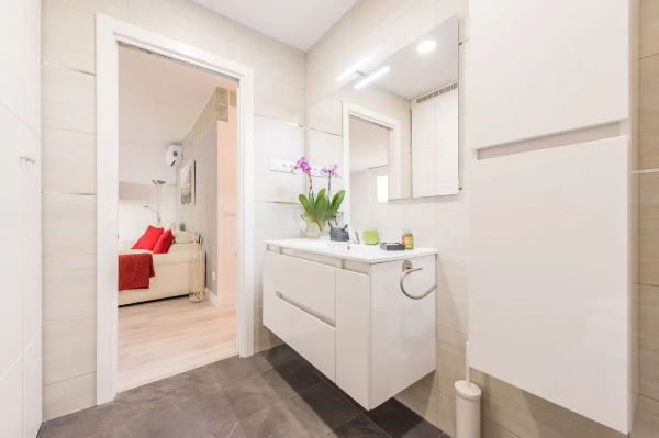 Imagen 7 Piso en venta en Madrid / Junto a la Plaza Mayor y el Mercado de San Miguel.