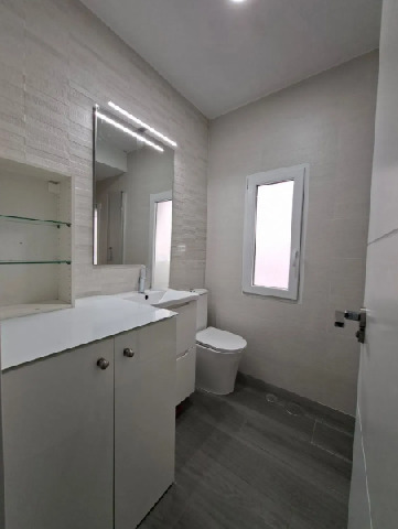 Imagen 10 Inmueble 299473 - Piso en venta en Madrid / A pocos minutos de Nuevos Ministerios.