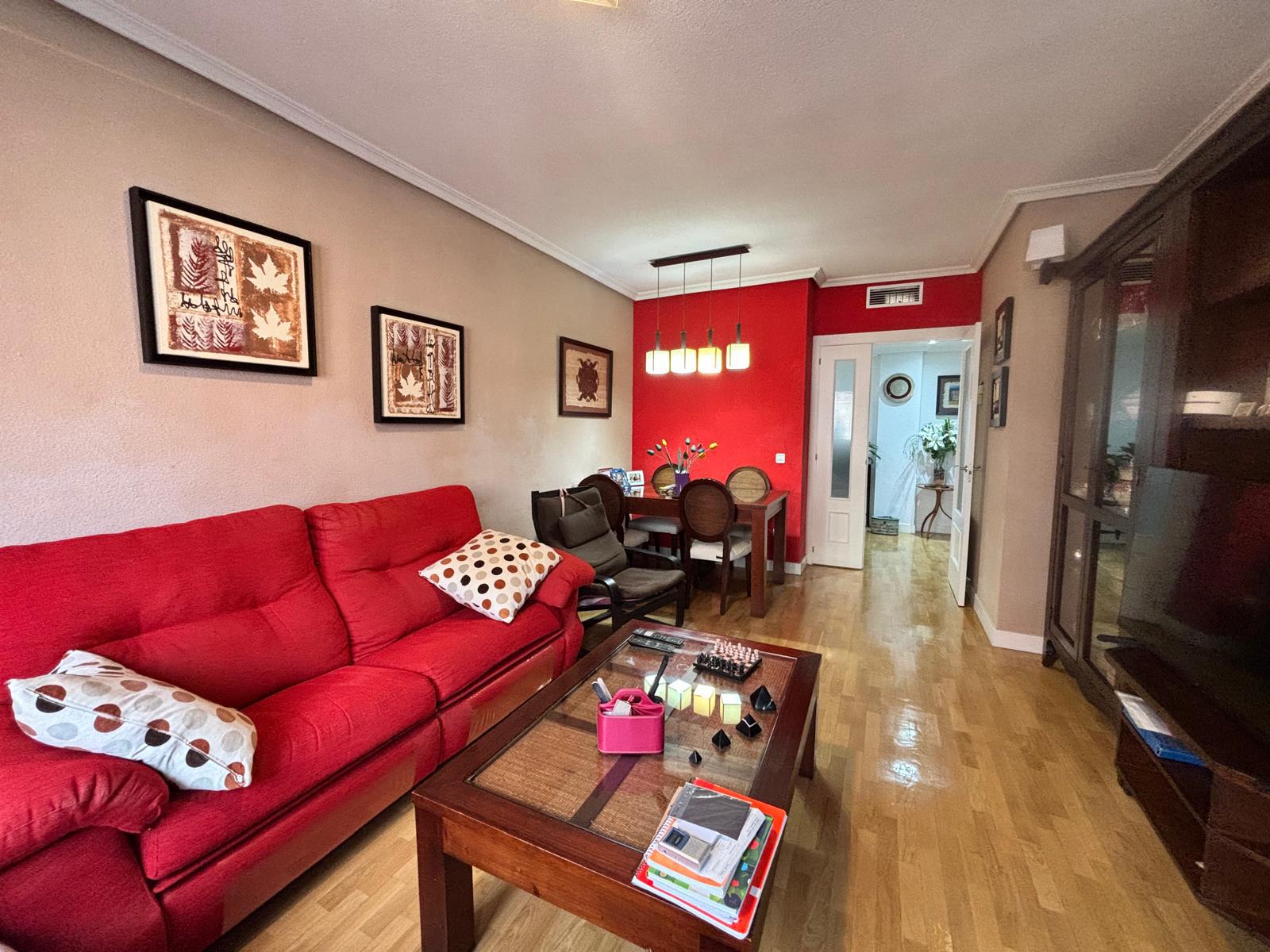 Imagen 2 Piso en venta en Madrid / A pocos minutos de la Plaza de Legazpi.