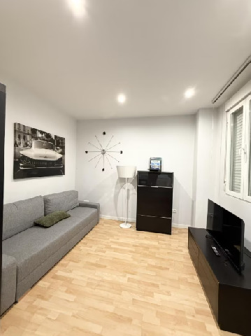 Imagen 11 Inmueble 299931 - Piso en venta en Madrid / Junto a la estación de metro de Lista.