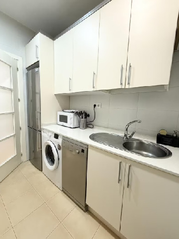 Imagen 15 Inmueble 299931 - Piso en venta en Madrid / Junto a la estación de metro de Lista.