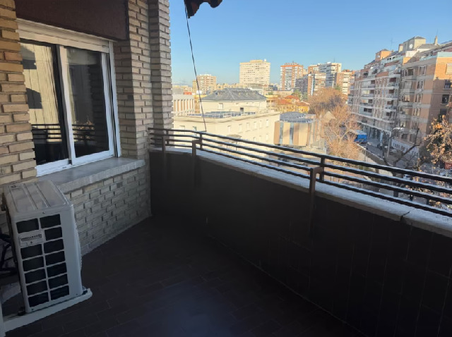 Imagen 9 Inmueble 299990 - Piso en venta en Madrid / A pocos minutos del Hospital Clínico San Carlos